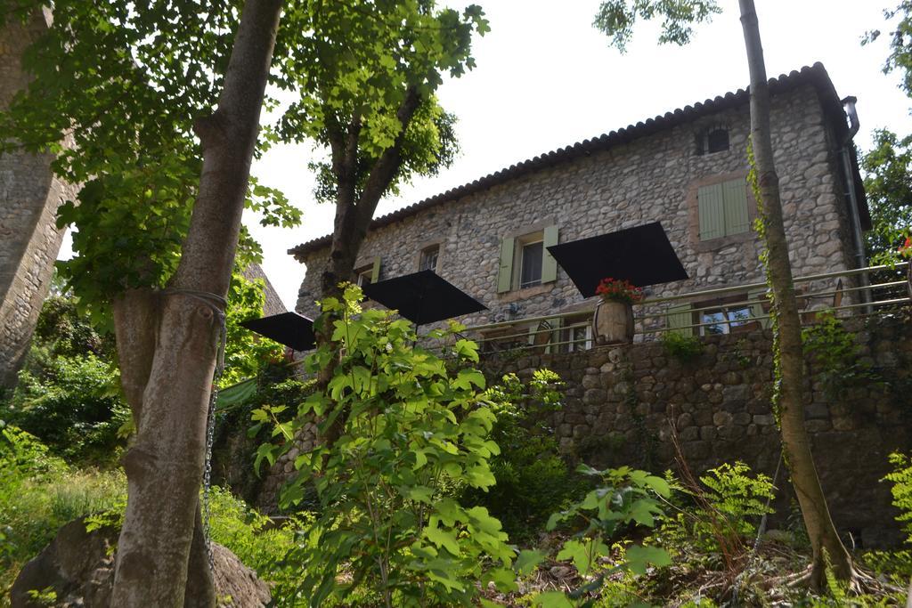 Maison Sous Le Pont Bed and Breakfast Meyras Exteriör bild